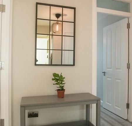 Finchley Contemporary 2 Bed Apartment + Parking 亨顿 外观 照片