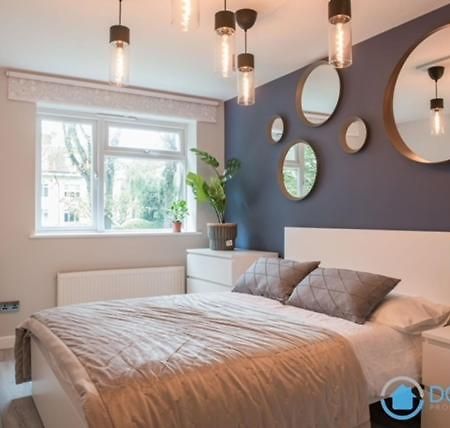 Finchley Contemporary 2 Bed Apartment + Parking 亨顿 外观 照片